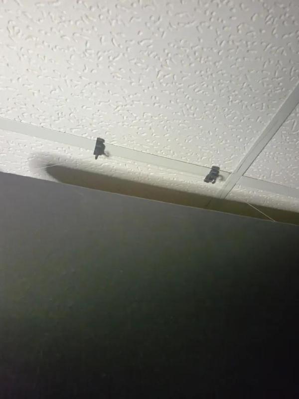 Roof Panel Rail Clip   