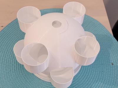 Round 6 Plant Pot