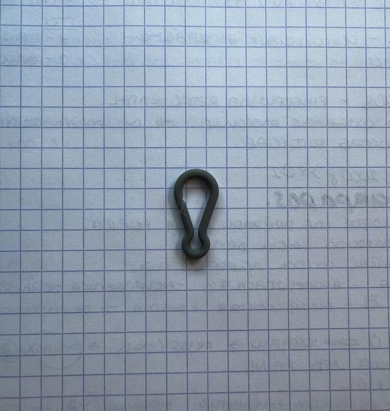Small carabiner