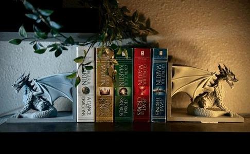 Dragon bookends