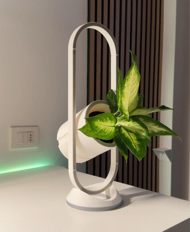 Pure, desk vase.