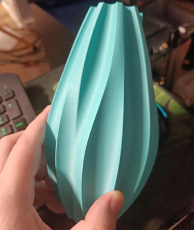 Zephyr vase