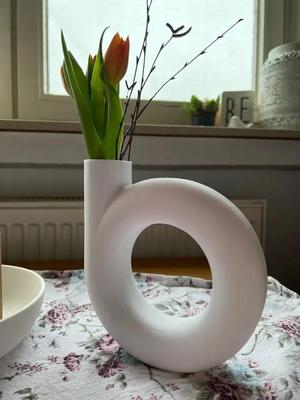 Loop Vase