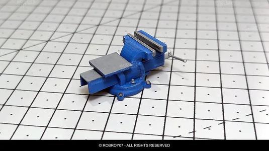 1/10 Functional Bench Vise