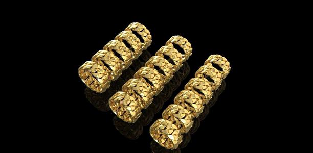 All sizes of the Cuban ring