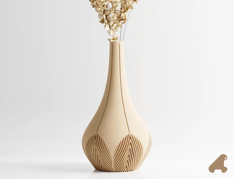 VASE AVEC BASE TRAVAILLÉE