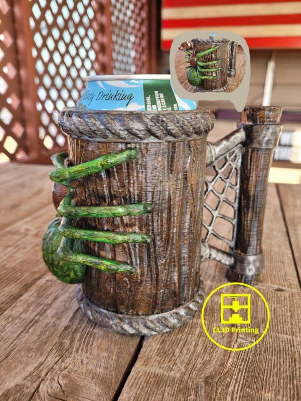 Spider Koozie with Webbed Handle