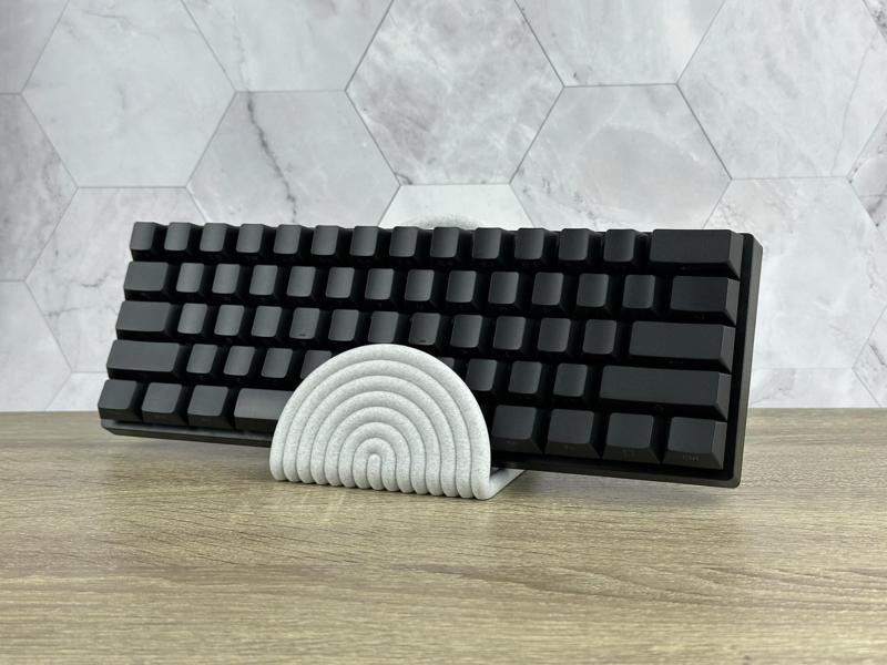 Modern Circle Wave Stand – Keyboard, Tablet, Phone