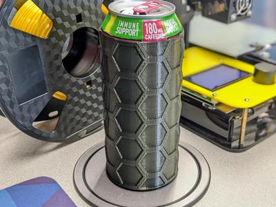 Energy Drink Sleeve for 16oz (1pt) Can Comfort Grip Hexagon Pattern Koozie
