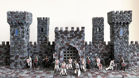 Castle builder – Square small towers