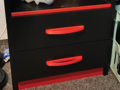Handle Drawer