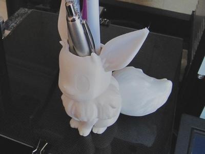 (Pokemon) Eevee Pencil Holder