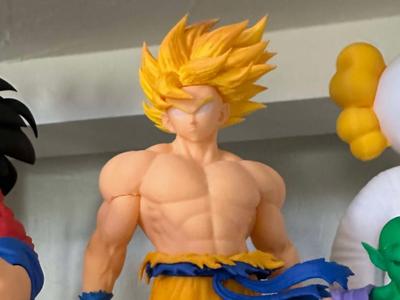 Goku SSJ Multi-parts/Multi-colors