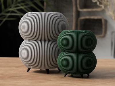 Vase/Planter with legs
