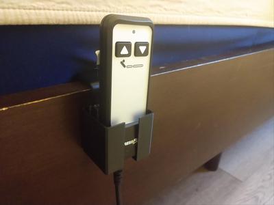 Hook-on Adjustable Bed Base Remote Holder