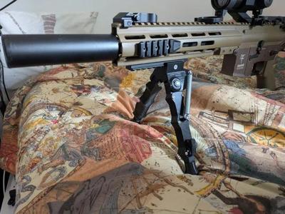 Airsoft bipod picatinny