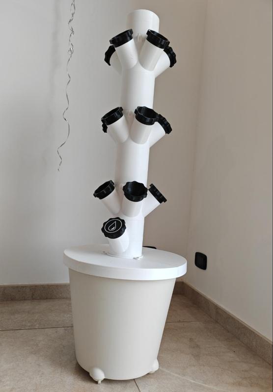 Torre idroponica per piante indoor e outdoor