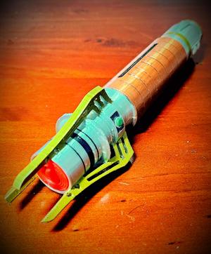 Darth Strukis’s Collapsible Lightsaber (Removable Blade)
