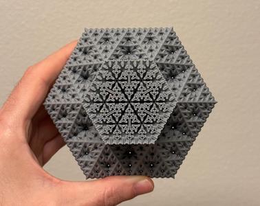 Sierpiński Snowflake Fractal Tower – Level 4 (Vase Mode)