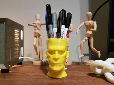Franky Stuff Holder