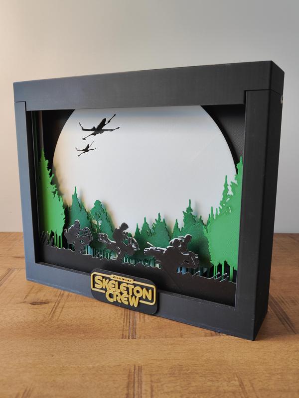 Star Wars – Skeleton Crew Shadow Box