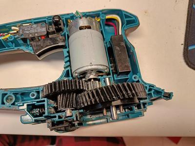 makita dum604zx gears