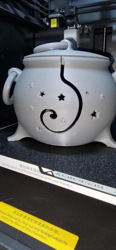 Witches Cauldron Yarn Bowl Body