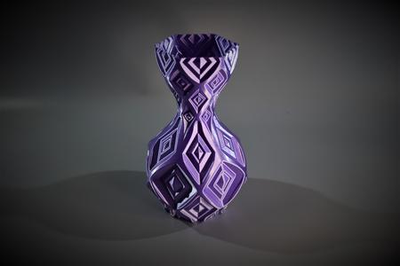 Diamond Ripple Vase