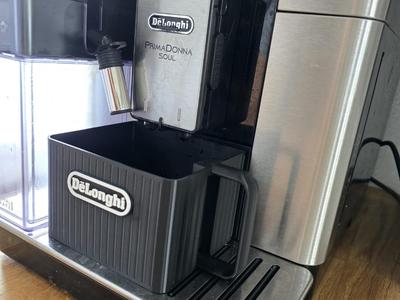 DeLonghi dirty water tank