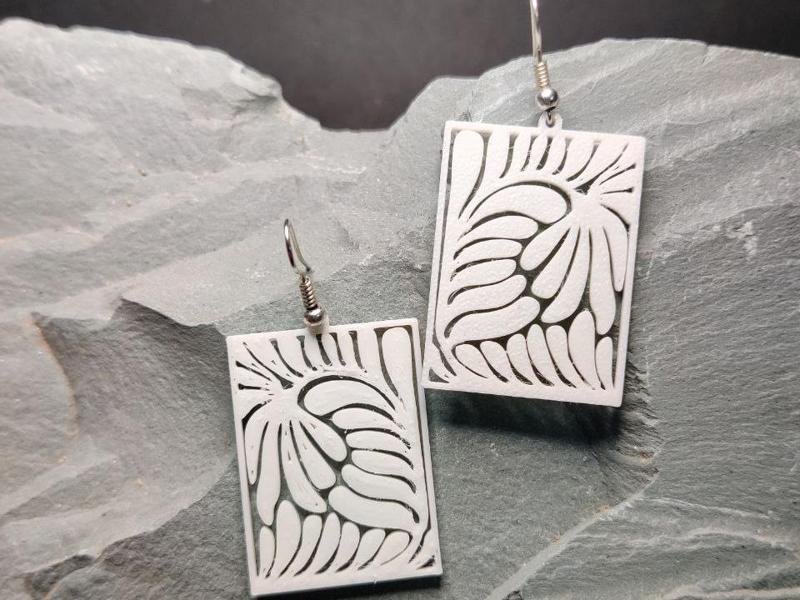 Deco Bloom – Artful Geometry in Motion