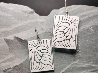 Deco Bloom – Artful Geometry in Motion