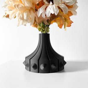 The Rinsu Short Vase, Modern and Unique Home Decor for Dried and Preserved Flower Arrangement