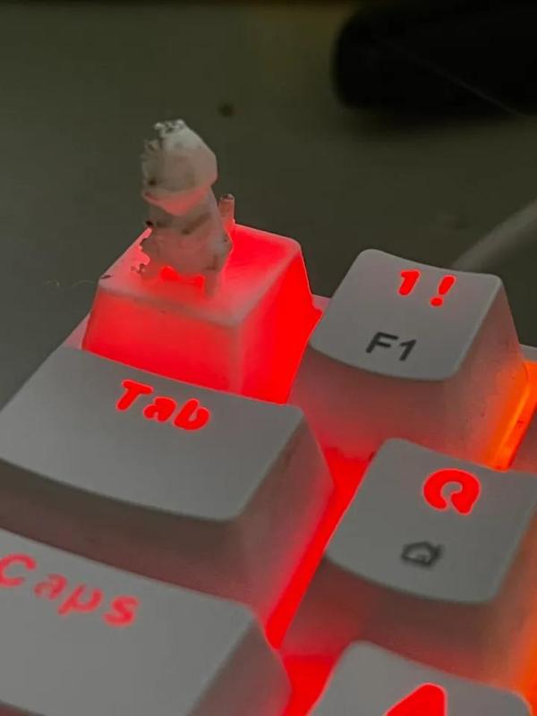 low poly charmander keycap