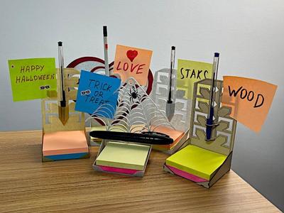 Post-it Note Holder, Week Planner – Desktop or Wall Mounted