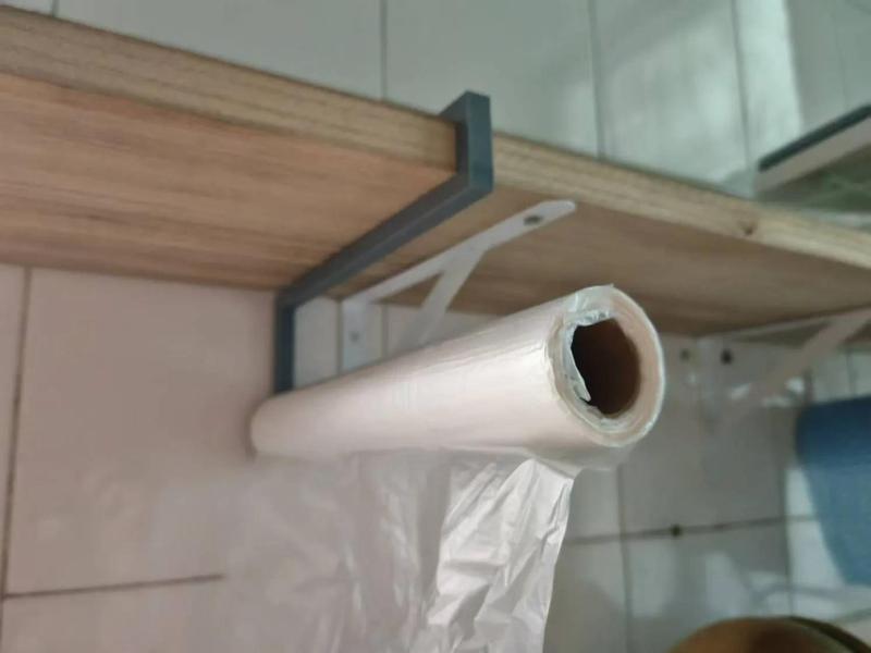 Kitchen paper towel holder