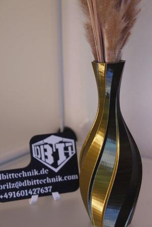 Twist Vase Goldstream