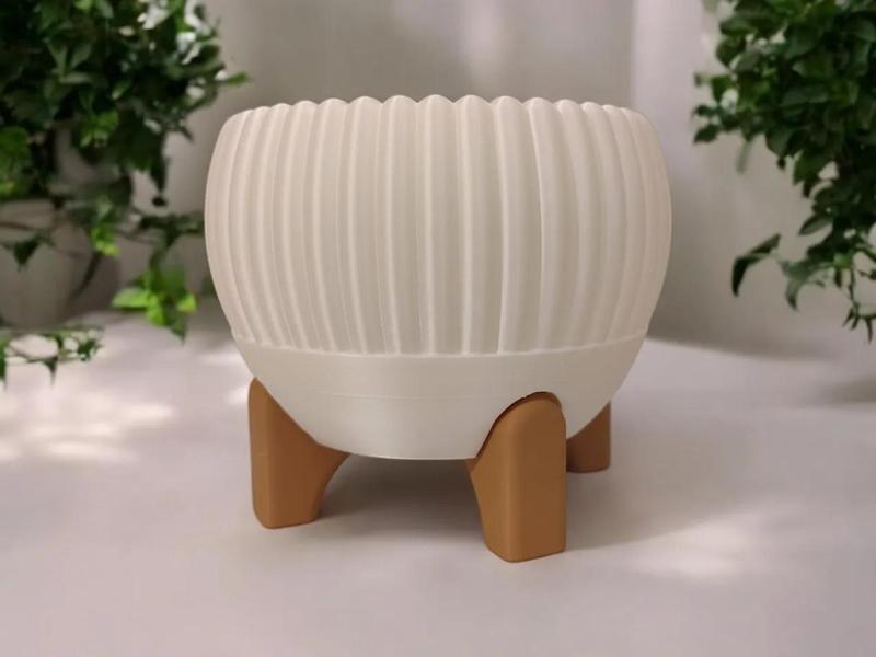 Mid-Century Plant Pot “Luma”
