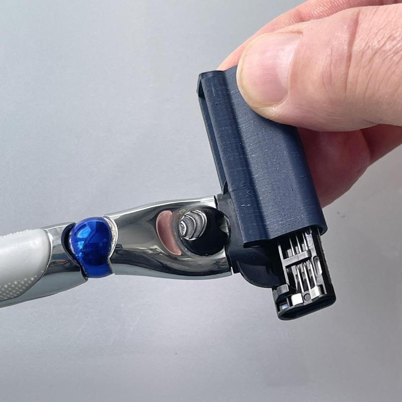 Simple Mach3 Razor Cover