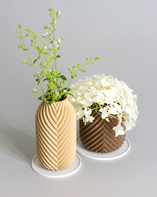 KROMATIK Vase 004 (2 versions)