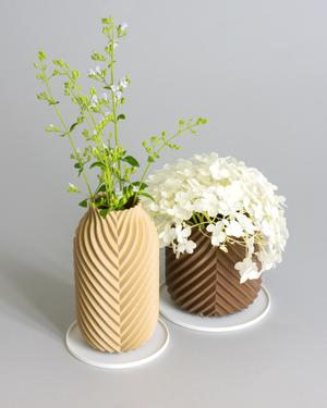 KROMATIK Vase 004 (2 versions)