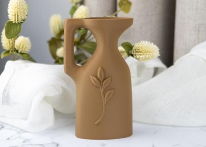 Terracotta Leaf Jug – Elegant 3D-Printed Vase with Mediterranean Flair