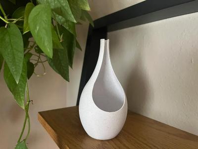 PONGO Vase