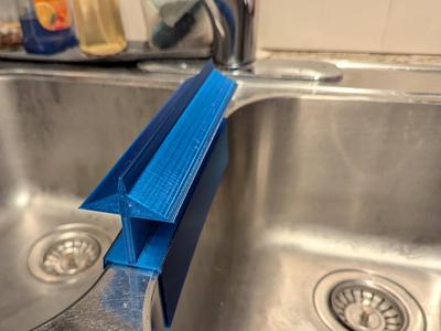 Kitchen sink cloth drying rack