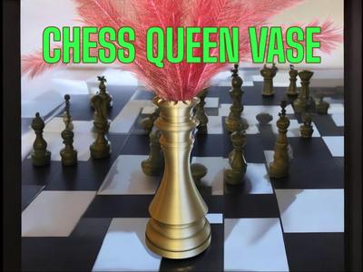 Chess Queen Vase – By KoBuCRAFTS!