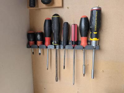 4 Slot Screwdriver Rack – Easy Wall Mount for Workshops