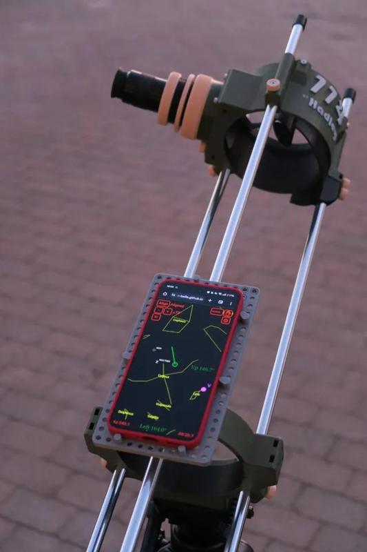 Phone mount for the Hadley Telscope   