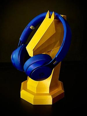 Knight Chess Piece Headphone Stand