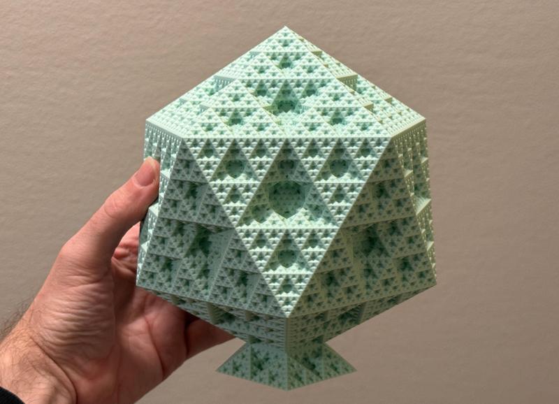 Sierpiński Icosahedron - Level 5 (No Supports)