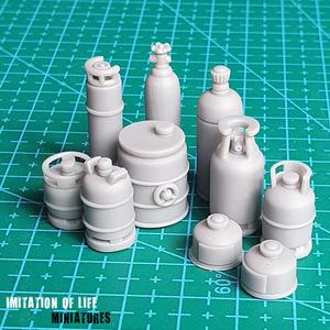 Gas canisters and cylinders