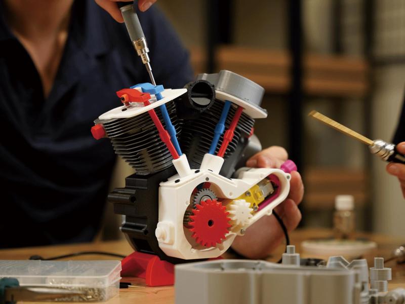 Engine Model 005